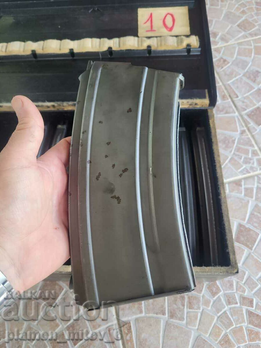 A box of WWII Bren machine gun cartridges - 5 A box of WWII Bren machine gun cartridges - 5