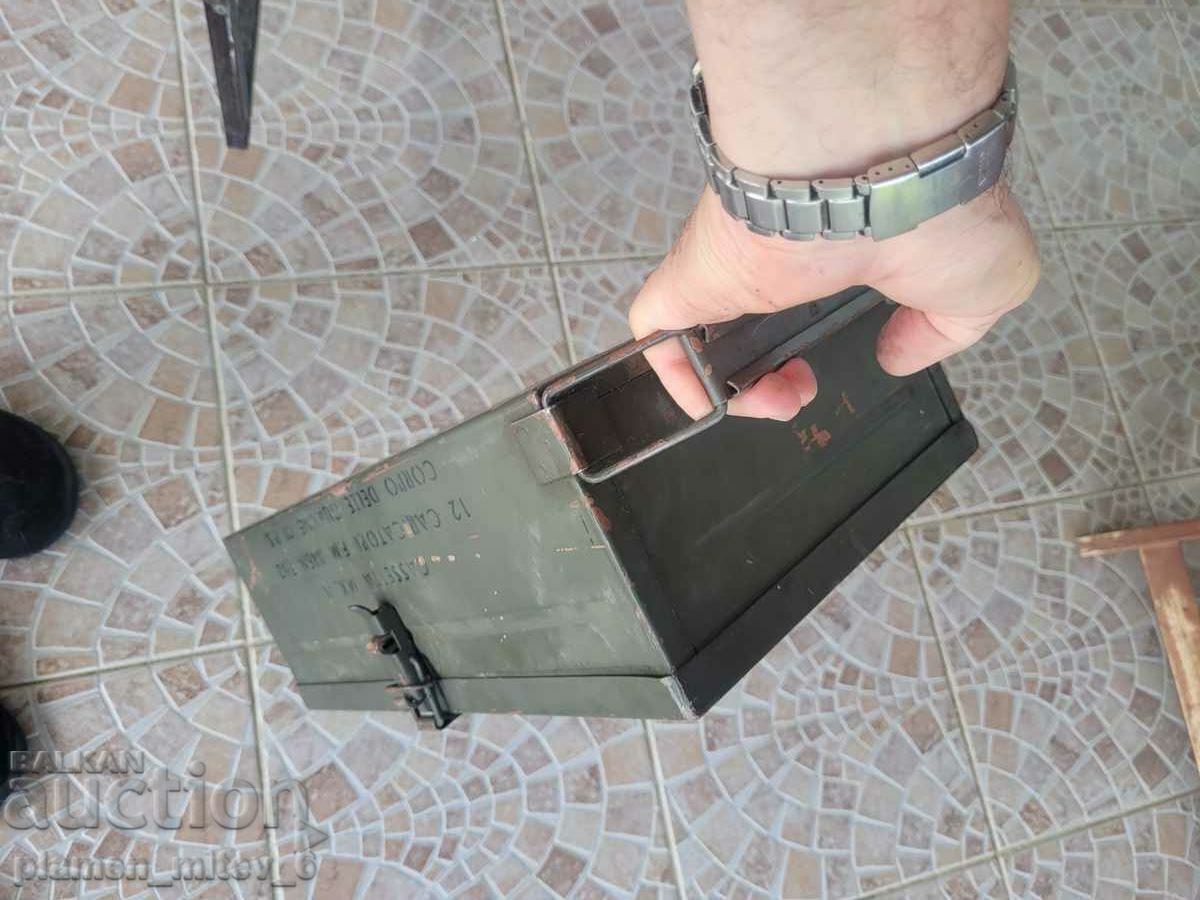 A box of WWII Bren machine gun cartridges - 7 A box of WWII Bren machine gun cartridges - 7