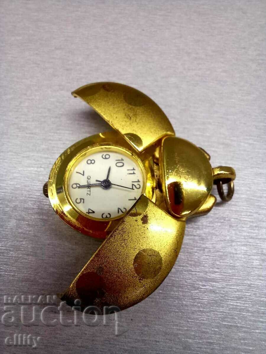 Луксозен часовник калинка