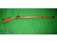 Kentucky .45 caliber capsule rifle, Jukar Spain