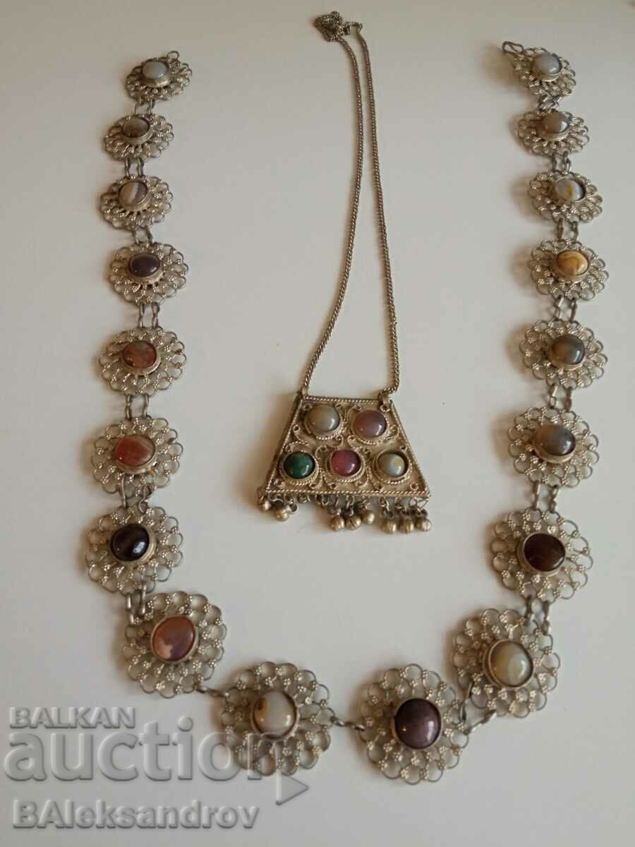 Σετ κοσμήματος με κολιέ και ζώνη