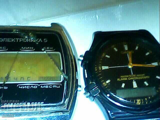2 pcs of electrons 4 cases casio chronograph Russian