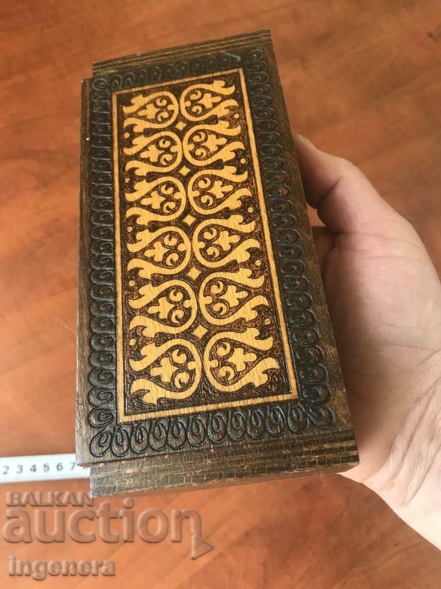 Delivery of BOX WOOD PYROGRAPH DRAWING ANTIQUE FROM SOCA MOSTRA Delivery of BOX WOOD PYROGRAPH DRAWING ANTIQUE FROM SOCA MOSTRA