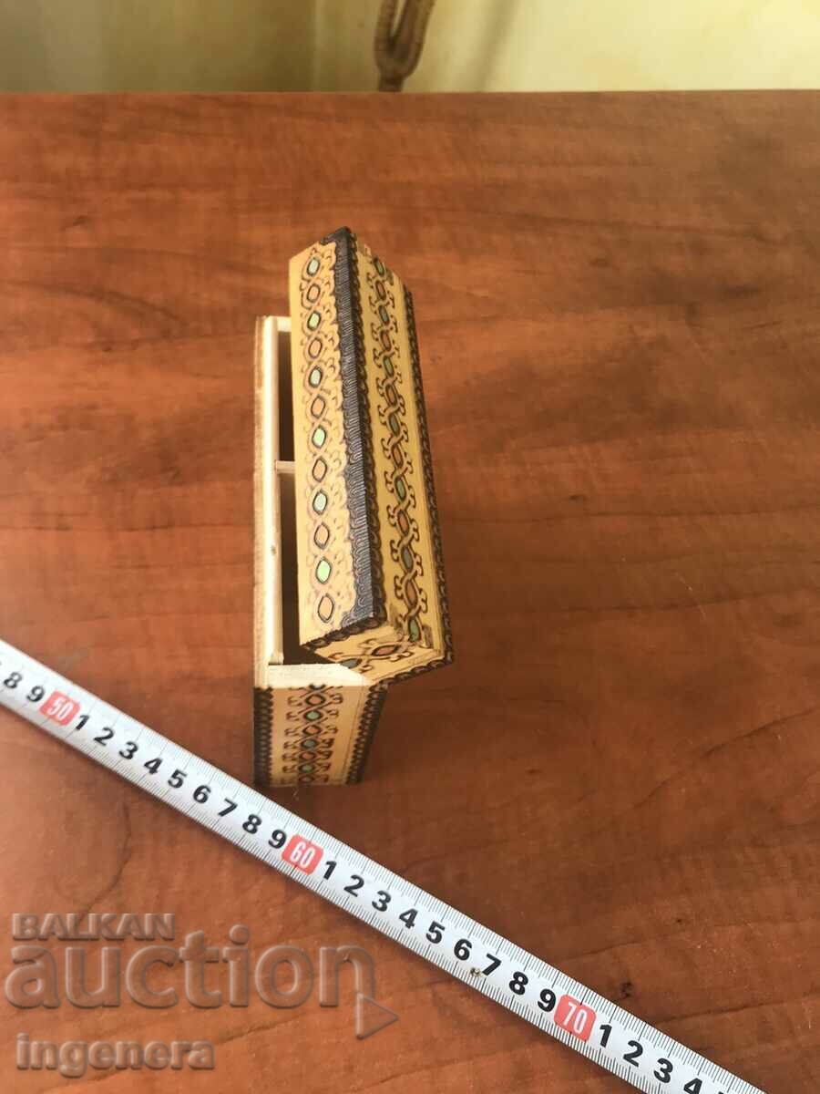 Delivery of BOX WOOD PYROGRAPH DRAWING ANTIQUE FROM SOCA MOSTRA Delivery of BOX WOOD PYROGRAPH DRAWING ANTIQUE FROM SOCA MOSTRA