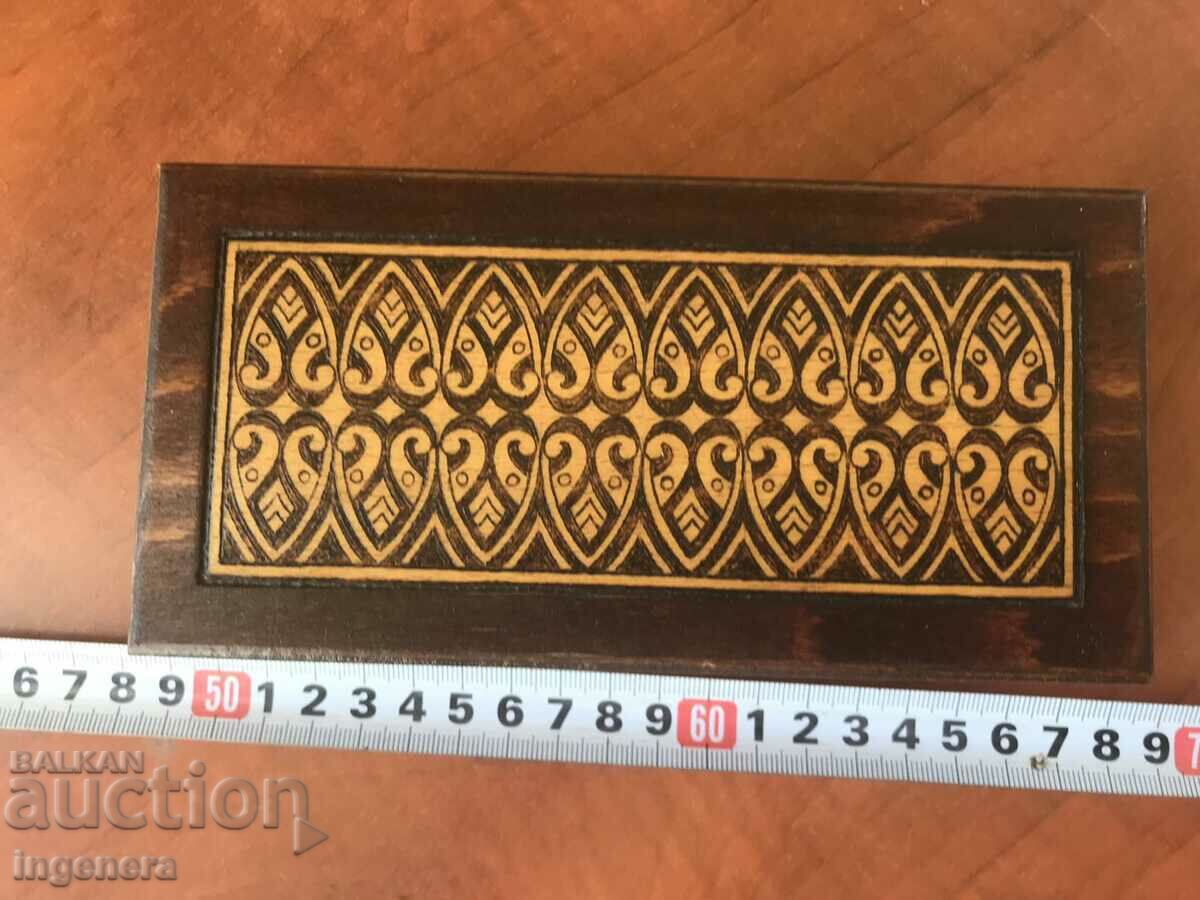 BOX WOOD PYROGRAPH DRAWING ANTIQUE FROM SOCA MOSTRA with price 43.00 BGN | € 21.99