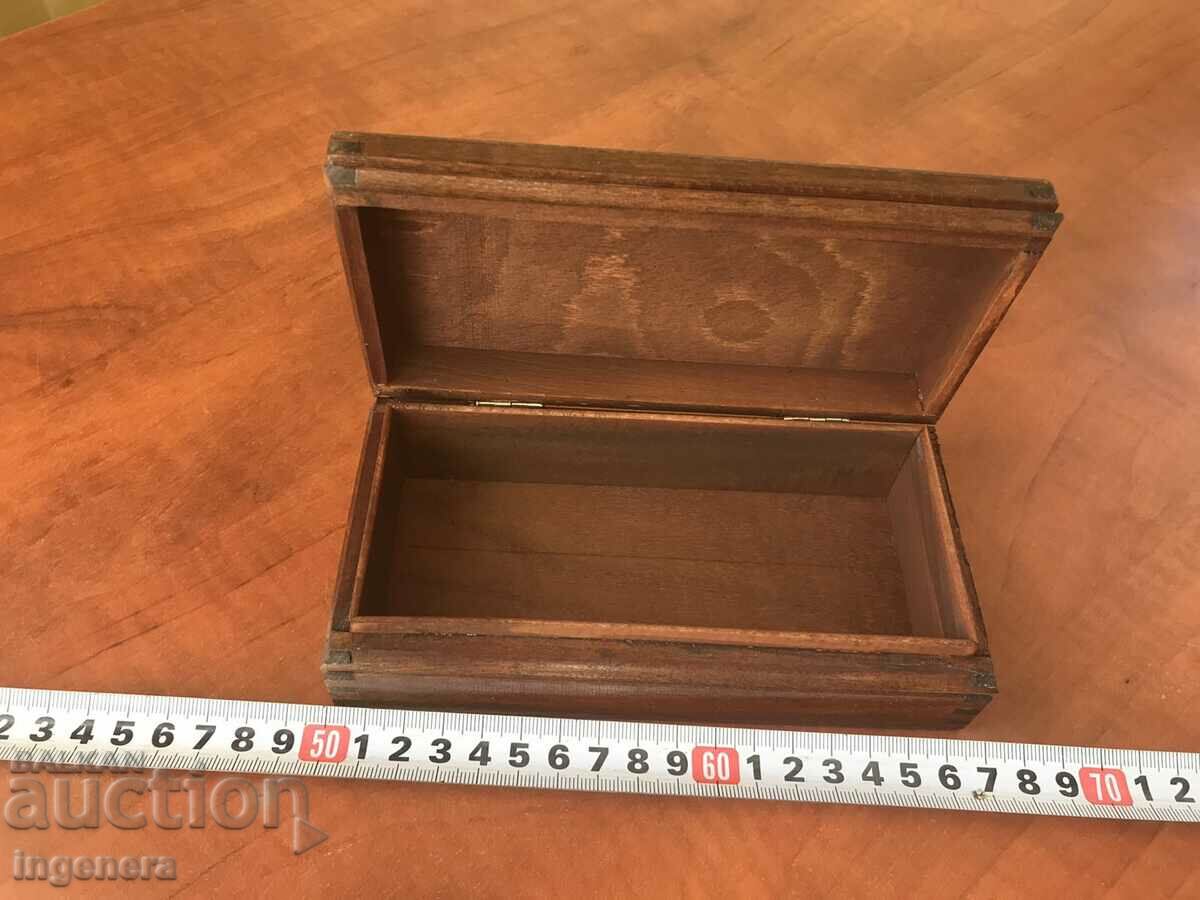 Auction  BOX WOOD PYROGRAPH DRAWING ANTIQUE FROM SOCA MOSTRA