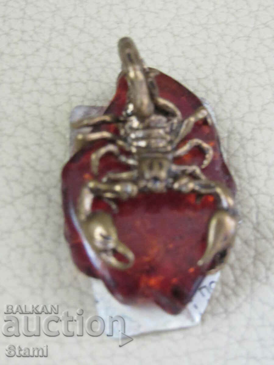 Scorpion figure in bronze and premium Baltic amber - 7 Scorpion figure in bronze and premium Baltic amber - 7