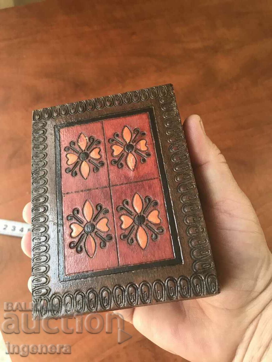 Delivery of BOX WOOD PYROGRAPH DRAWING ANTIQUE FROM SOCA MOSTRA Delivery of BOX WOOD PYROGRAPH DRAWING ANTIQUE FROM SOCA MOSTRA