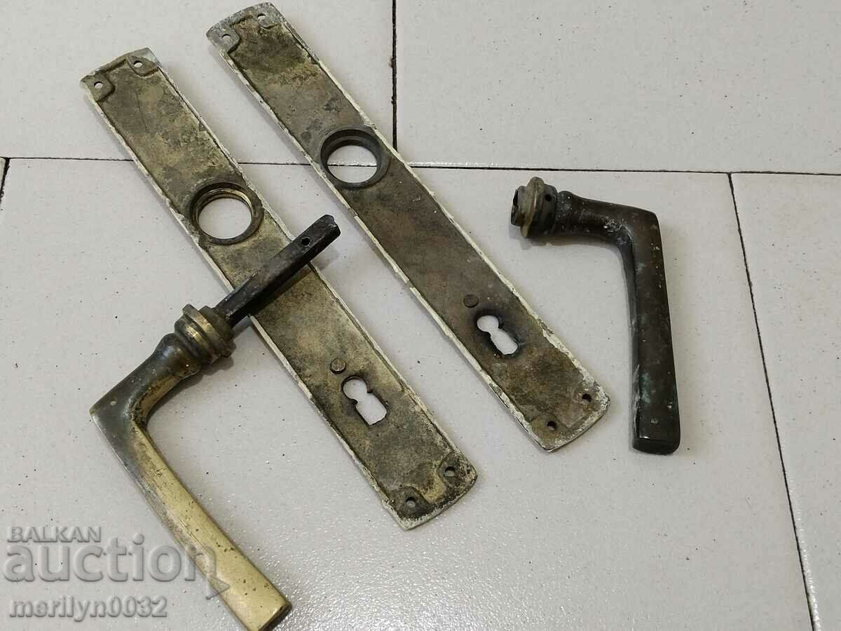 Old lock bronze fittings Kingdom of Bulgaria with price 59.00 BGN | € 30.17 Old lock bronze fittings Kingdom of Bulgaria with price 59.00 BGN | € 30.17