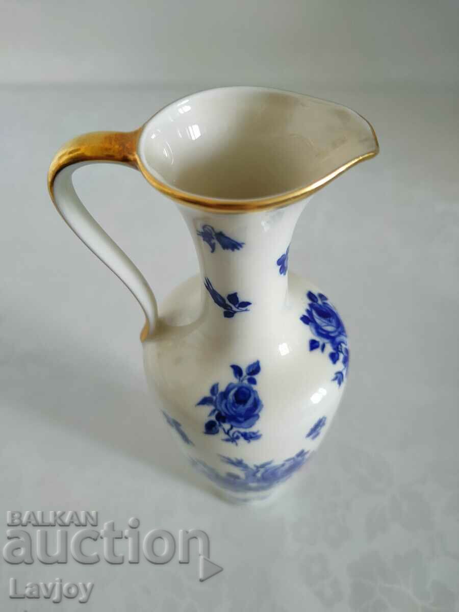 Livrarea Urcior de portelan KM Bavaria Livrarea Urcior de portelan KM Bavaria