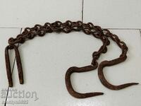 Scale chain with mace weight scale