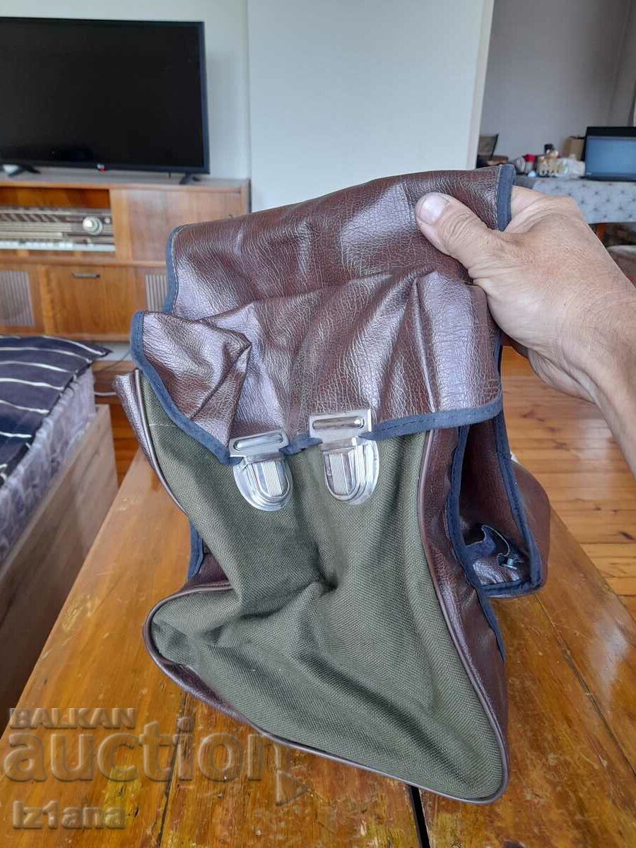 Old saddlebags for a motorcycle, bicycle with price 150.00 BGN | € 76.69 Old saddlebags for a motorcycle, bicycle with price 150.00 BGN | € 76.69