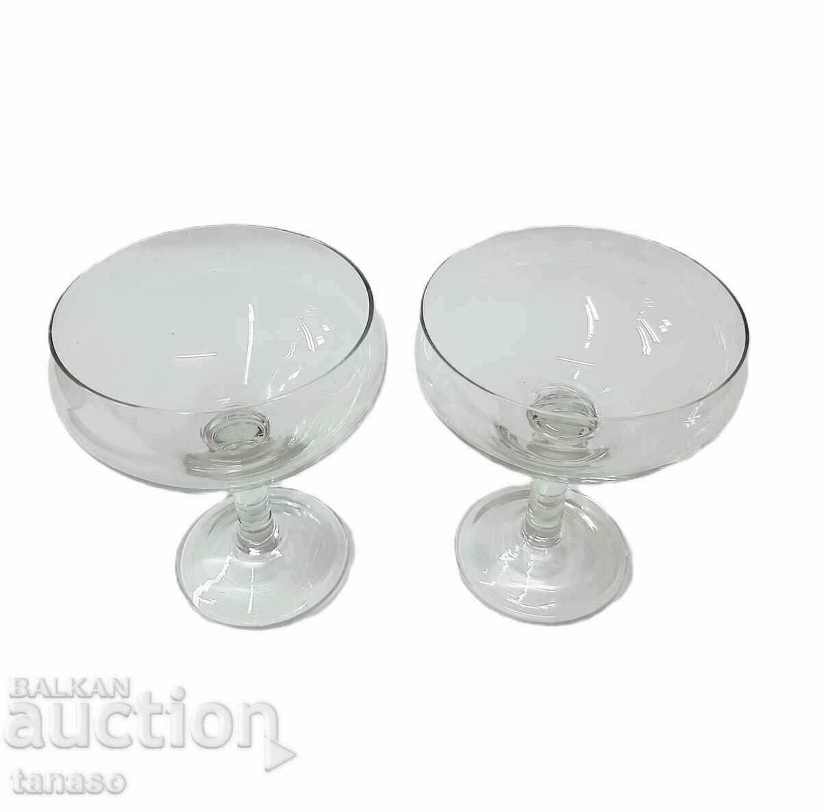 Auction  Champagne glasses(2.2)