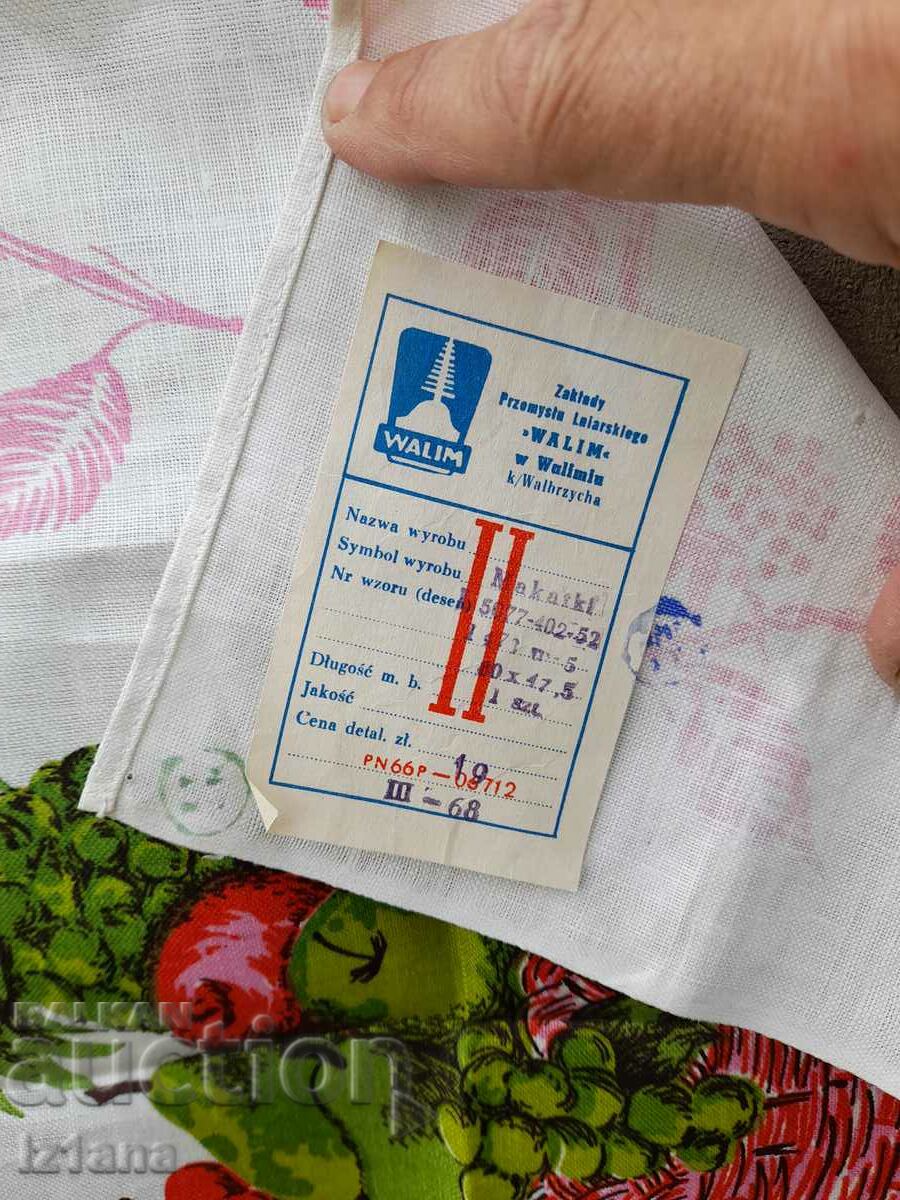 Delivery of Old tablecloth Delivery of Old tablecloth