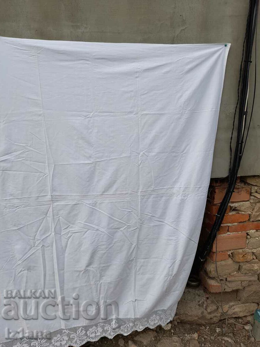 Δημοπρασία Παλιό σεντόνι με δαντέλα Δημοπρασία Παλιό σεντόνι με δαντέλα