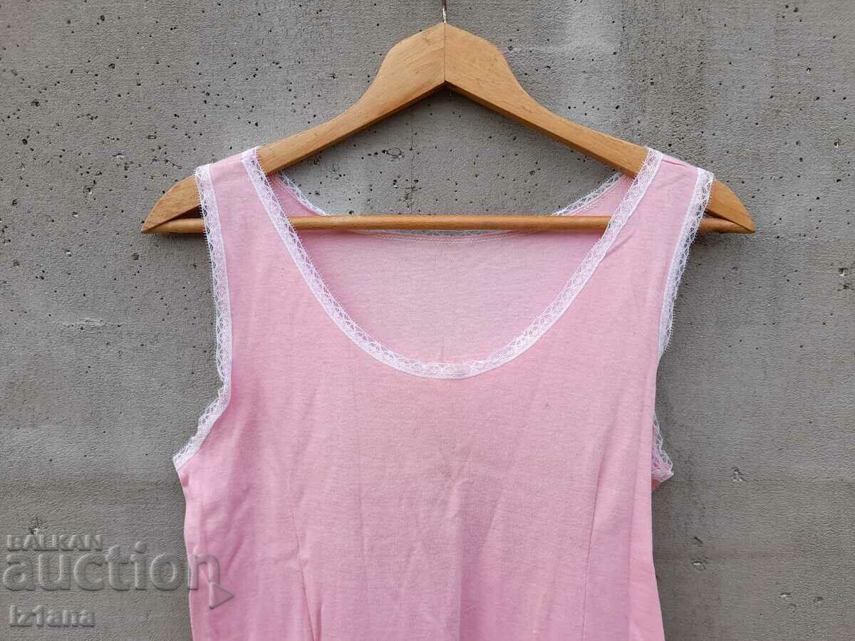 Salopete bătrâne cu preț 22.00 BGN | € 11.25 Salopete bătrâne cu preț 22.00 BGN | € 11.25