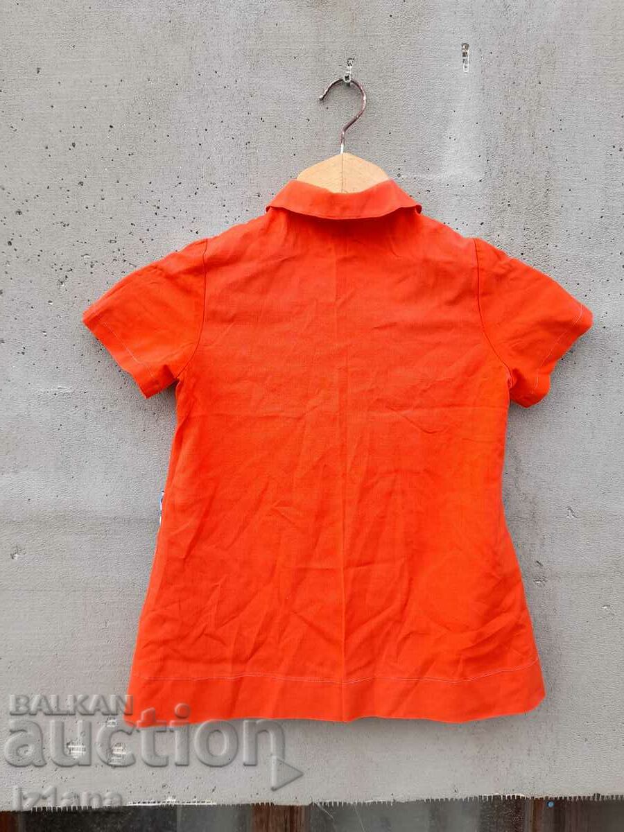 Delivery of Old children's apron Delivery of Old children's apron