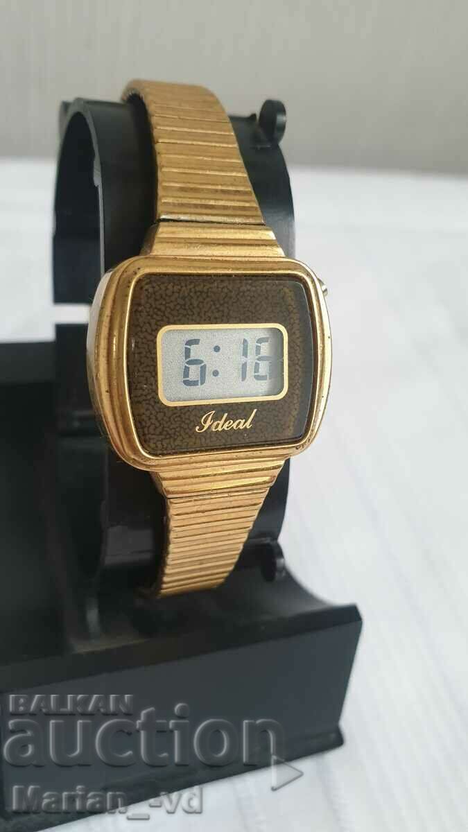 Delivery of Women's gold-plated electronic watch