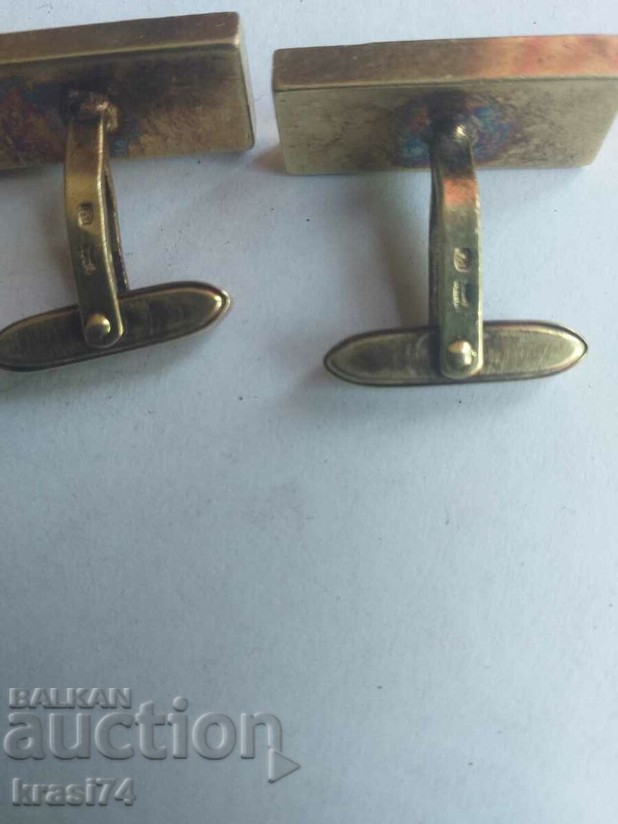 Cufflinks with price 30.00 BGN | € 15.34 Cufflinks with price 30.00 BGN | € 15.34