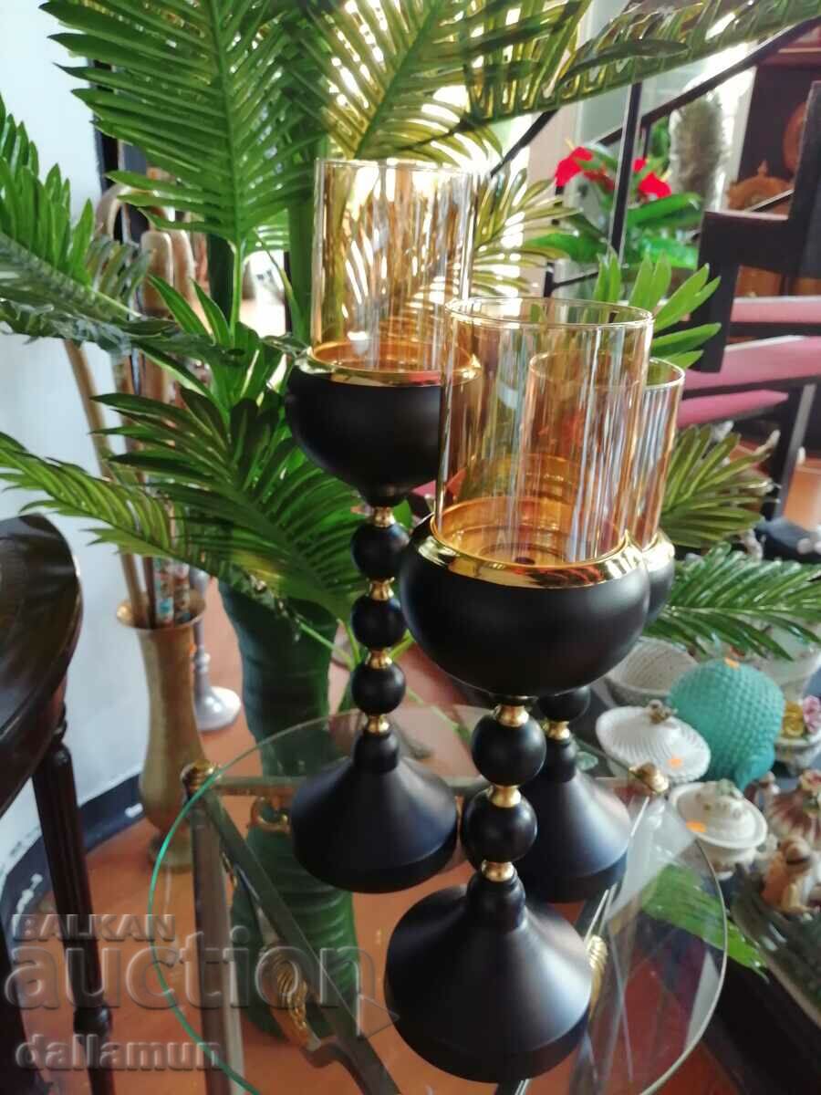 Δημοπρασία σετ από κηροπήγια πολυτελείας Δημοπρασία σετ από κηροπήγια πολυτελείας