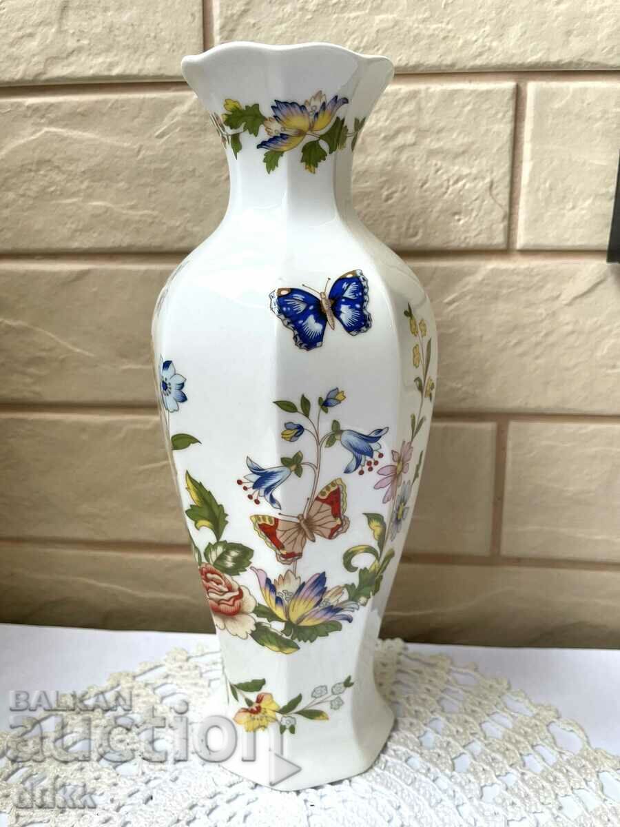 AYNSLEY A large beautiful vase of fine bone china from England