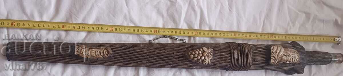 Доставка на Стара бутилка-меч от коняк Доставка на Стара бутилка-меч от коняк