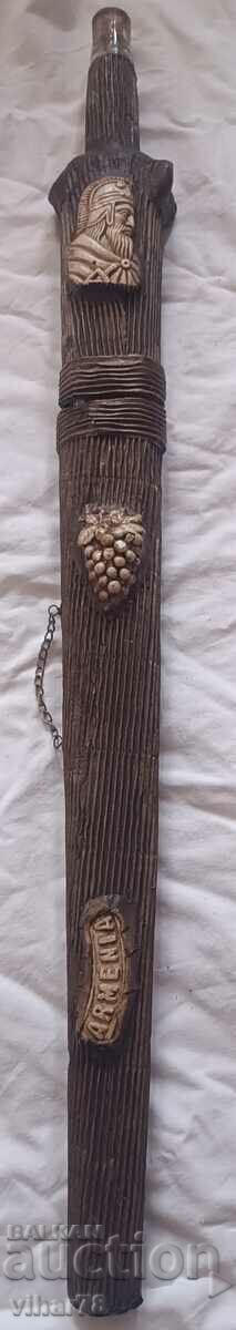 Стара бутилка-меч от коняк Стара бутилка-меч от коняк