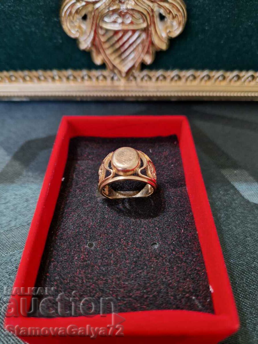 Ένα υπέροχο ρωσικό χρυσό δαχτυλίδι αντίκα