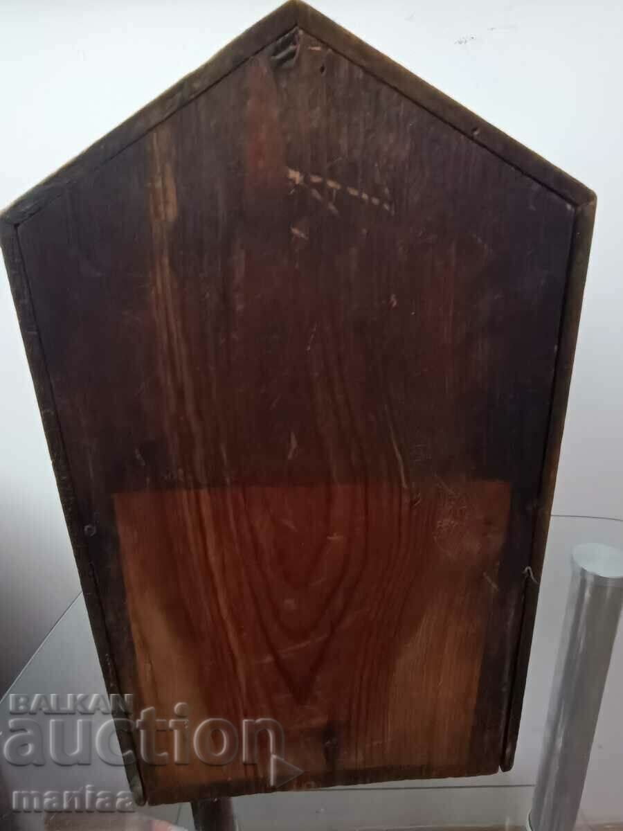 Delivery of Old American mechanical mantel clock works Delivery of Old American mechanical mantel clock works