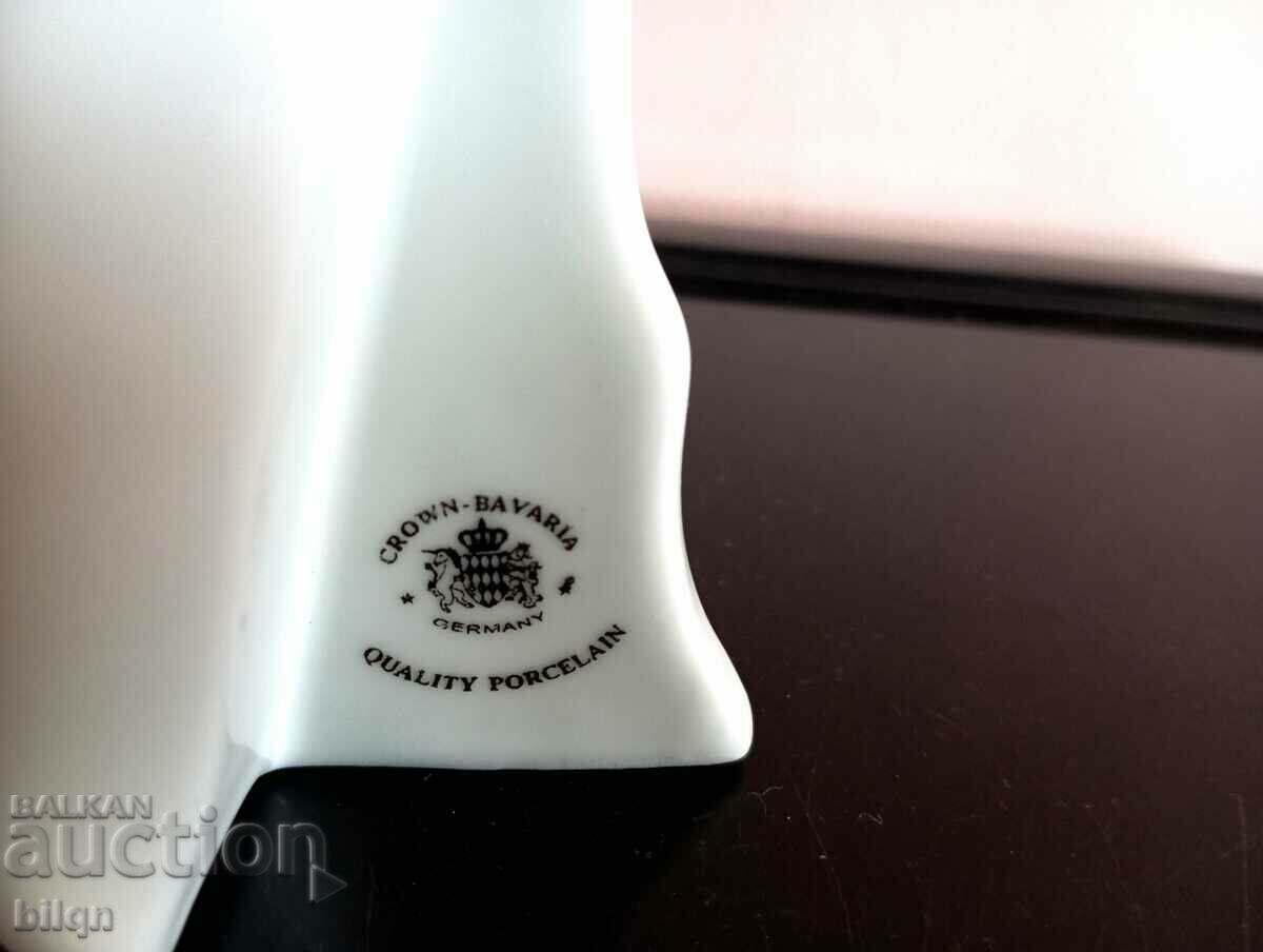 Livrarea Mare icoană germană din porțelan cu auriu Livrarea Mare icoană germană din porțelan cu auriu