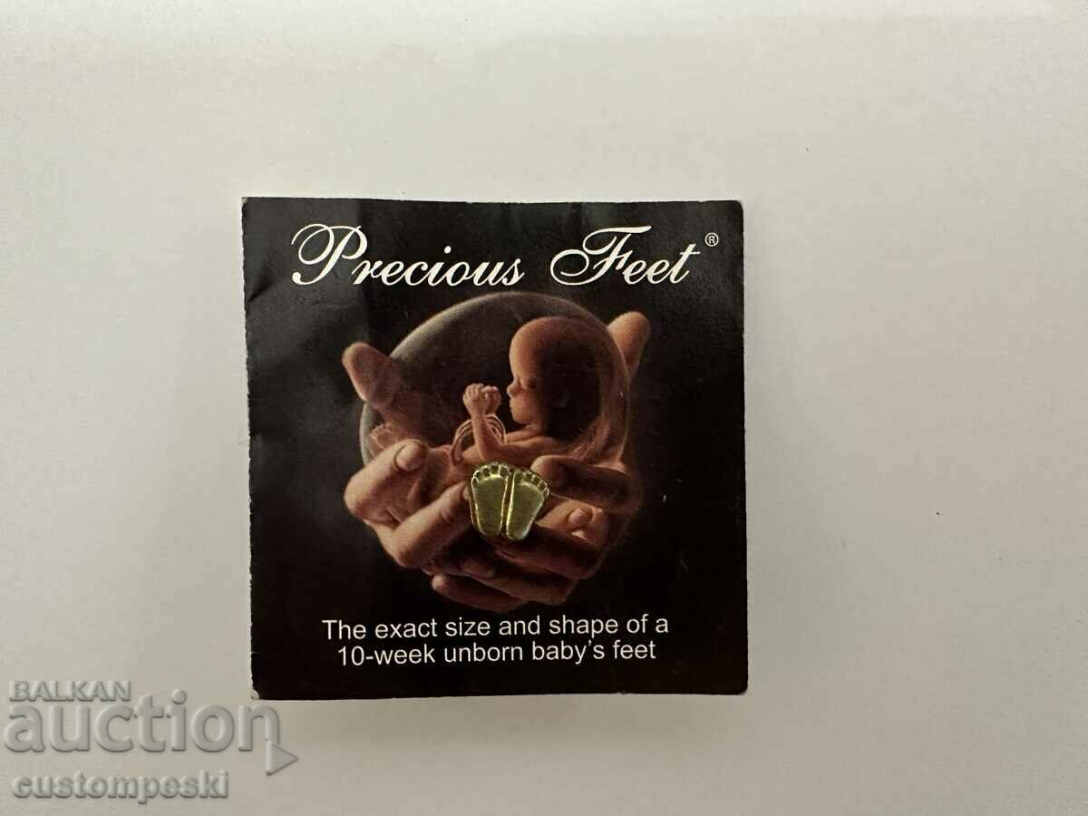 Брошка Precious Feet