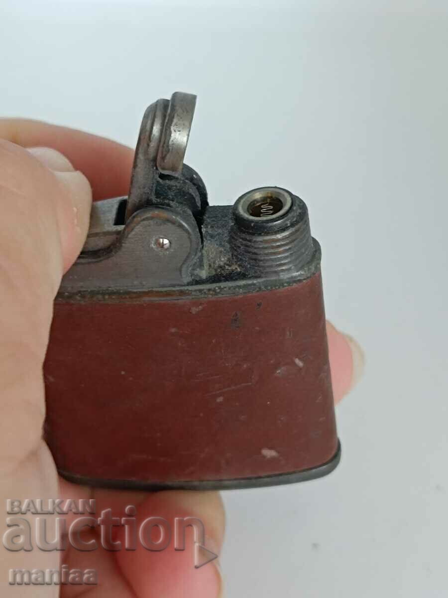 An old collector's lighter - 5 An old collector's lighter - 5