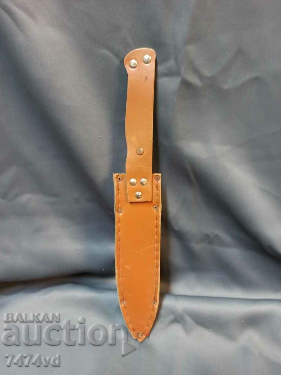 OLD SOLID LEATHER WAGON with price 45.00 BGN | € 23.01 OLD SOLID LEATHER WAGON with price 45.00 BGN | € 23.01