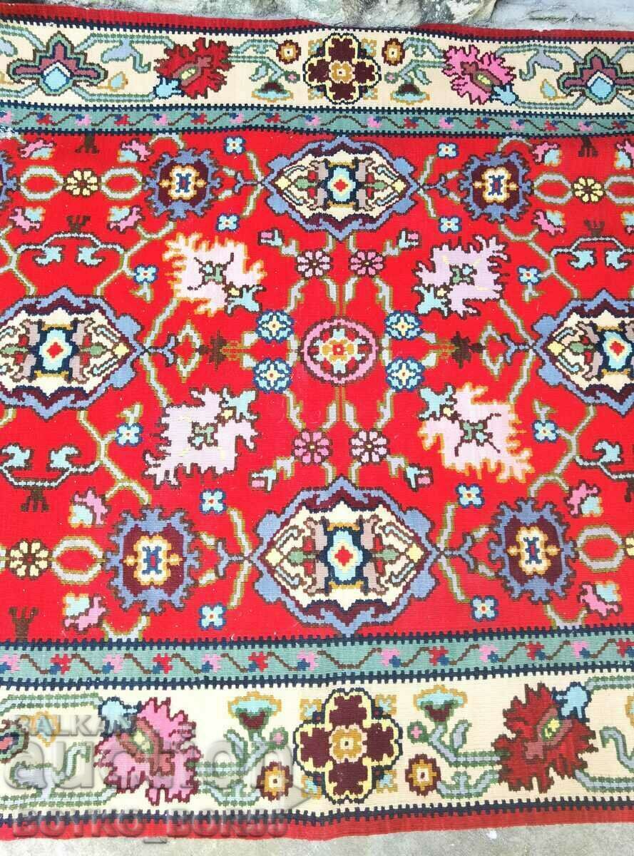 Auction Original Old Chiprovski Kotlenski Kilim Dimensions 4.5 sq. Auction Original Old Chiprovski Kotlenski Kilim Dimensions 4.5 sq.