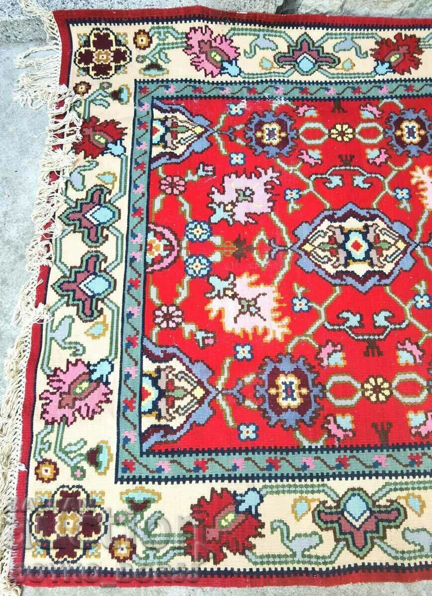 Original Old Chiprovski Kotlenski Kilim Dimensions 4.5 sq. - 5 Original Old Chiprovski Kotlenski Kilim Dimensions 4.5 sq. - 5