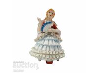 Antique porcelain figurine lady with fan (4.2)