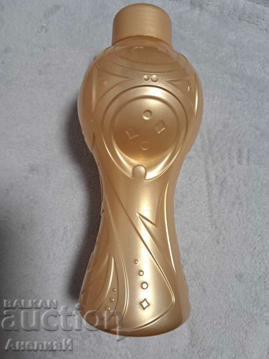 Reusable Tupperware eco bottle BGN 15. with price 15.00 BGN | € 7.67 Reusable Tupperware eco bottle BGN 15. with price 15.00 BGN | € 7.67