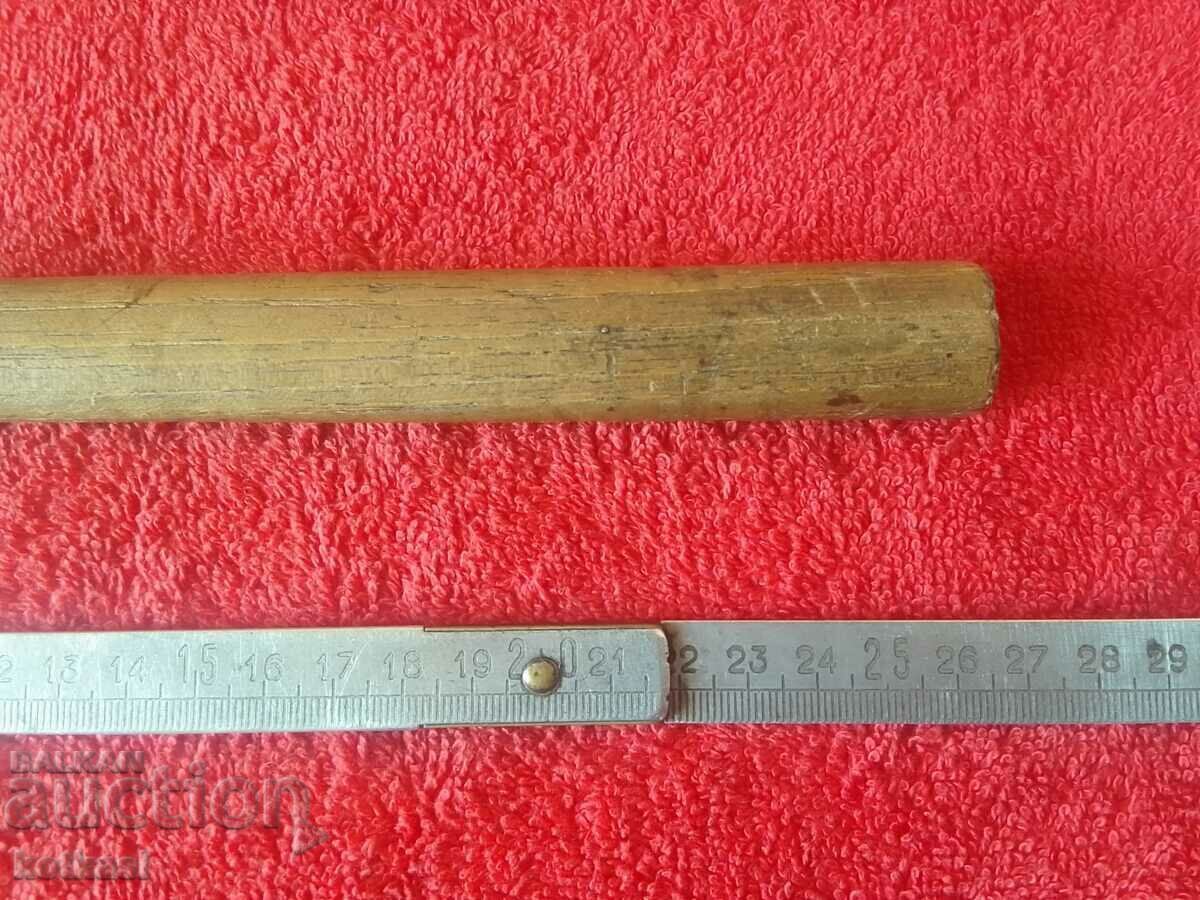 Δημοπρασία Παλιό μεταλλικό σφυρί 265 γραμμαρίων Δημοπρασία Παλιό μεταλλικό σφυρί 265 γραμμαρίων