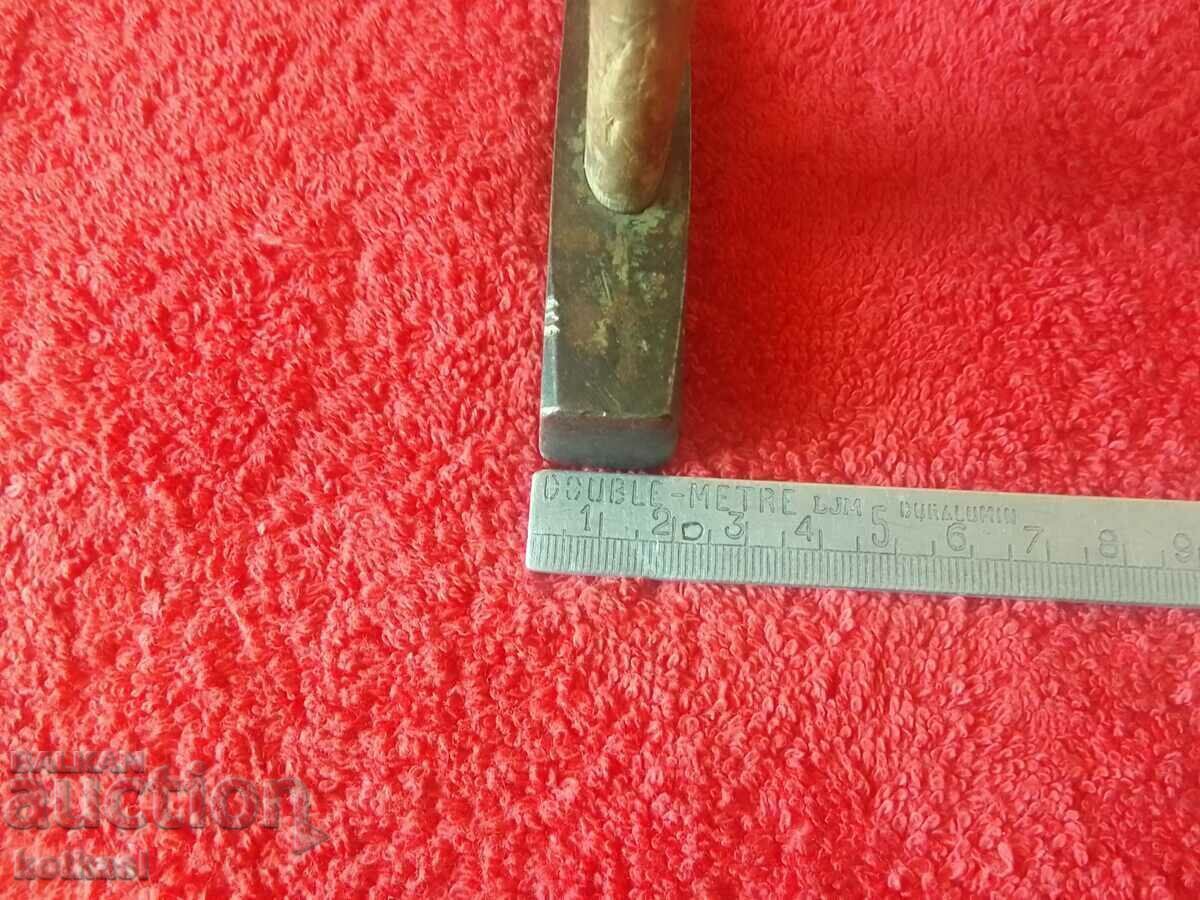 Παλιό μεταλλικό σφυρί 265 γραμμαρίων - 5 Παλιό μεταλλικό σφυρί 265 γραμμαρίων - 5