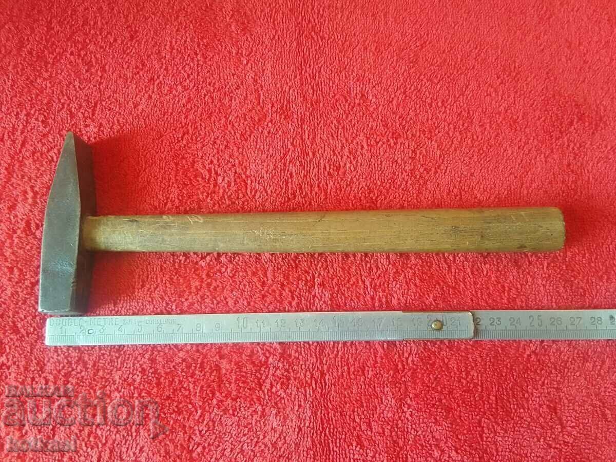 Παλιό μεταλλικό σφυρί 265 γραμμαρίων Παλιό μεταλλικό σφυρί 265 γραμμαρίων
