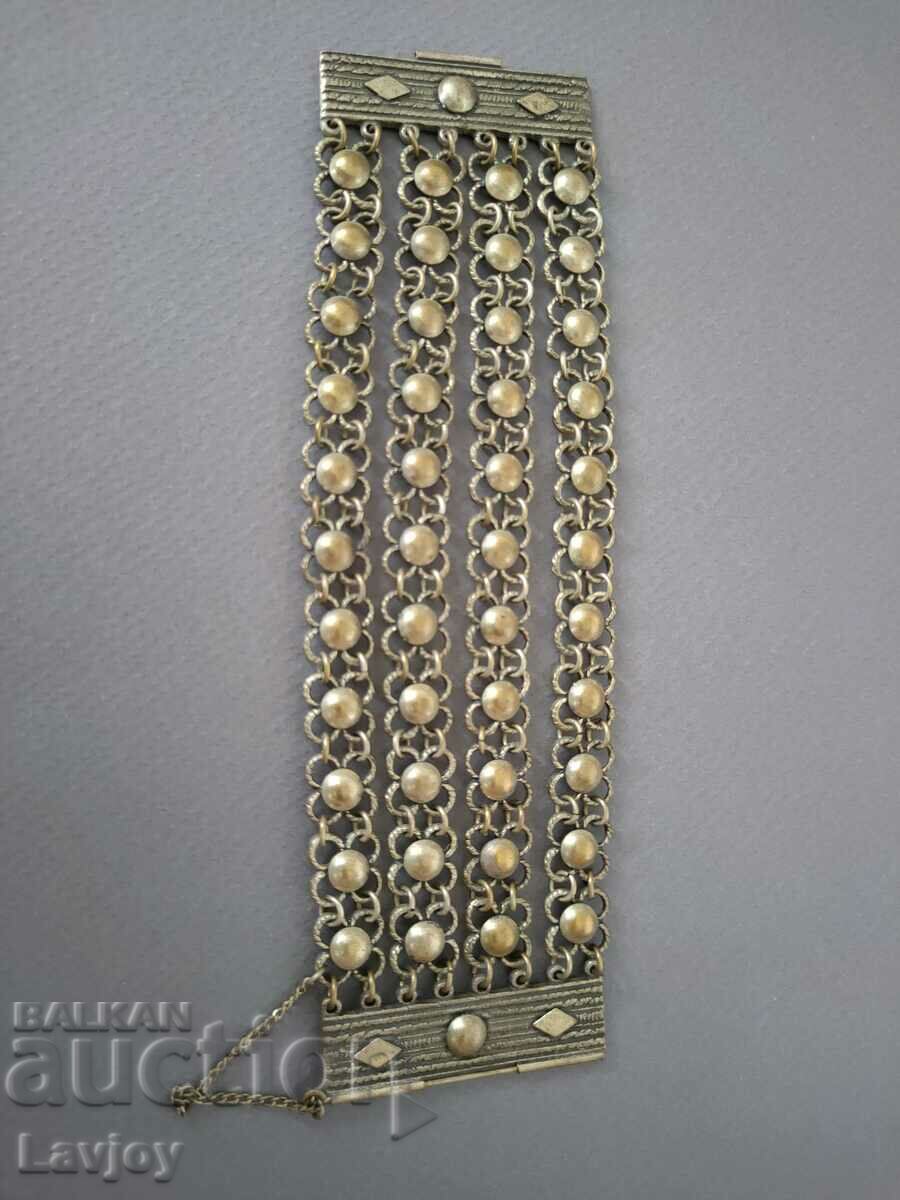 10. Renaissance silver bracelet with chains