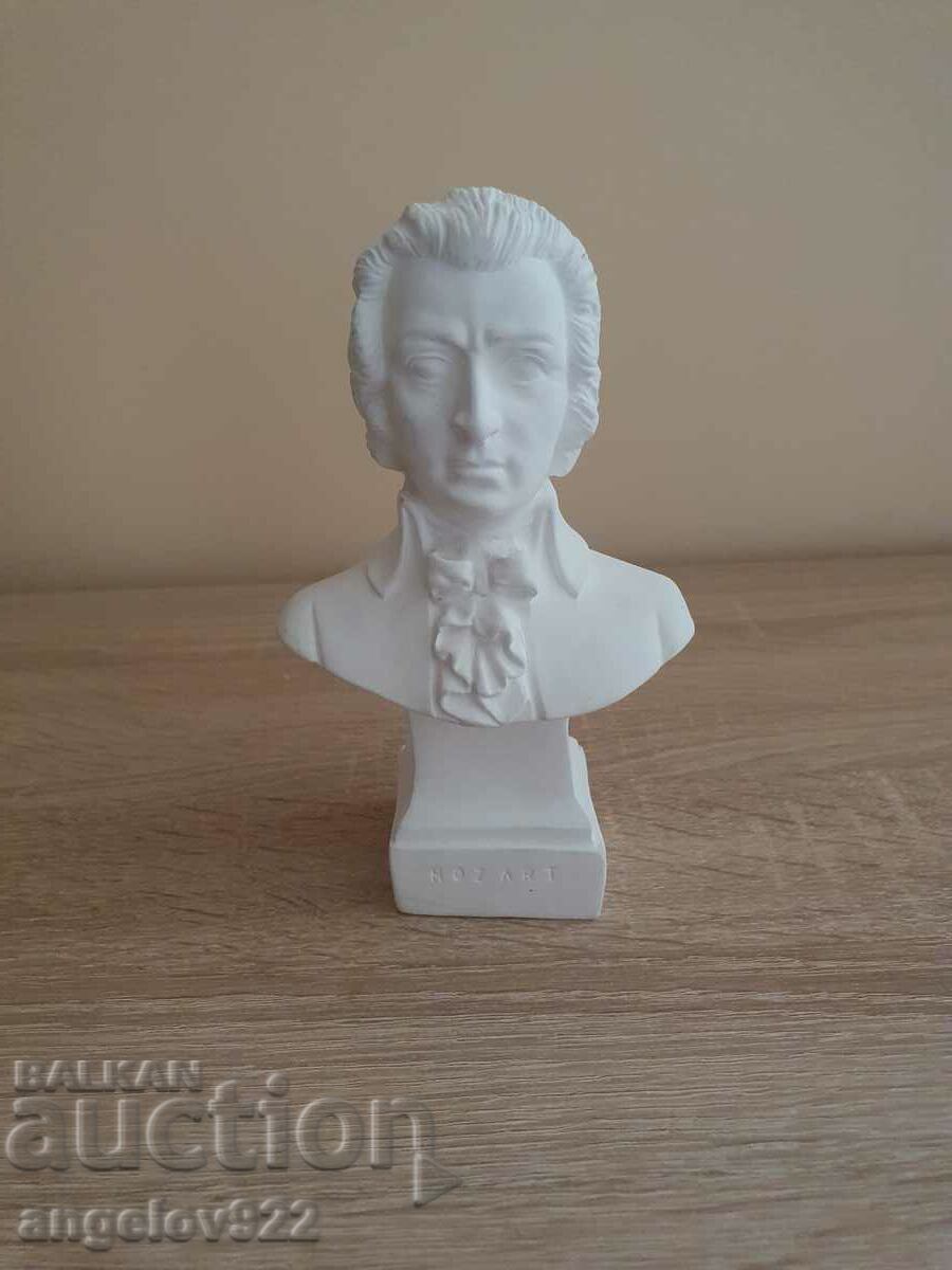Plaster bust of Mozart!