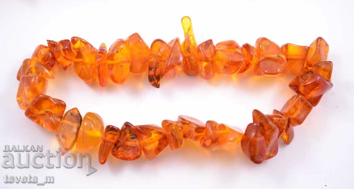 Auction Set of necklace, necklace and bracelet amber 106.5 g. Auction Set of necklace, necklace and bracelet amber 106.5 g.