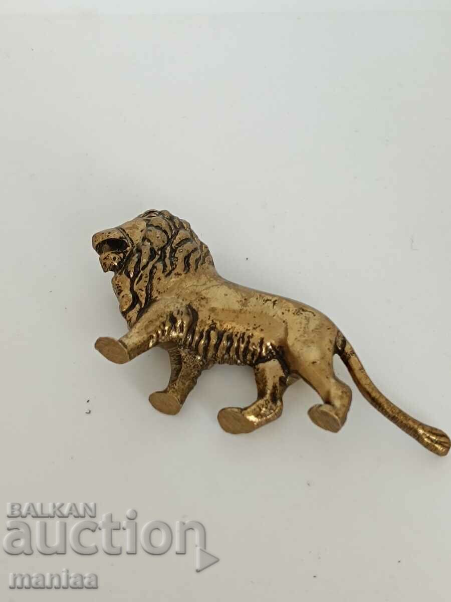 Красив бронзов лъв - 5 Красив бронзов лъв - 5