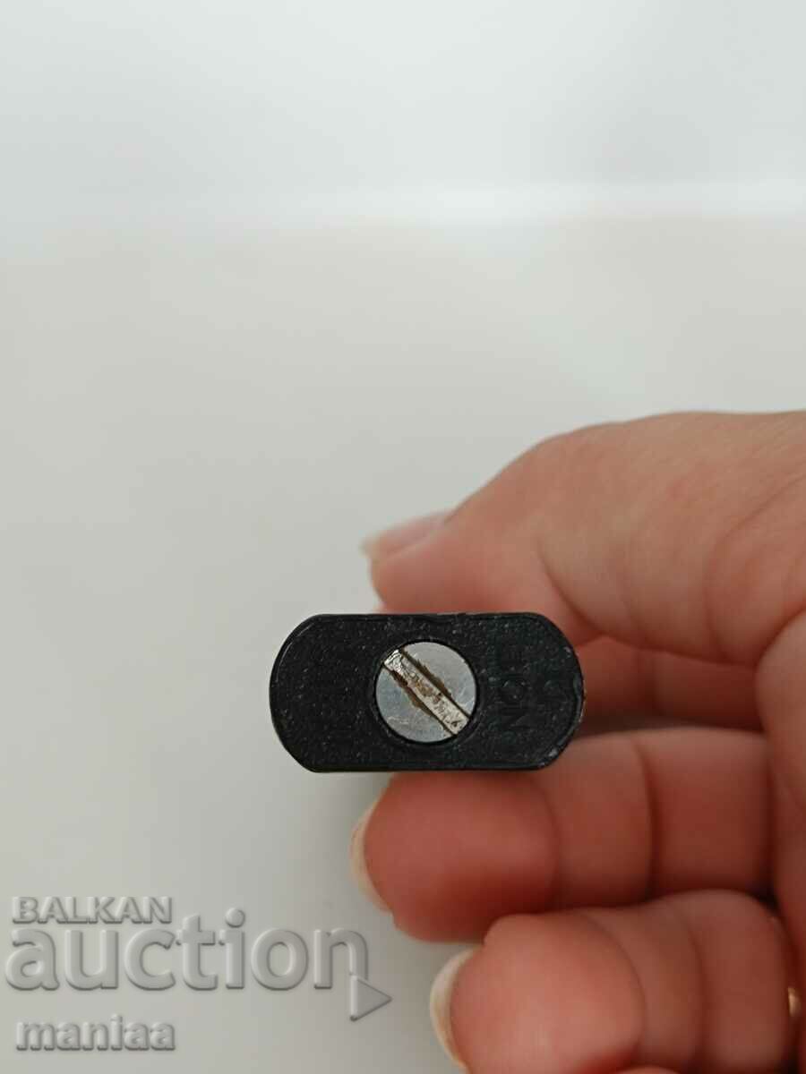 Delivery of Collectible gas lighter Delivery of Collectible gas lighter