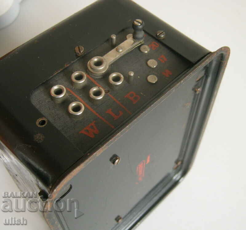 Marklin 0 power supply unit for 220V model with price 50.00 BGN | € 25.56 Marklin 0 power supply unit for 220V model with price 50.00 BGN | € 25.56