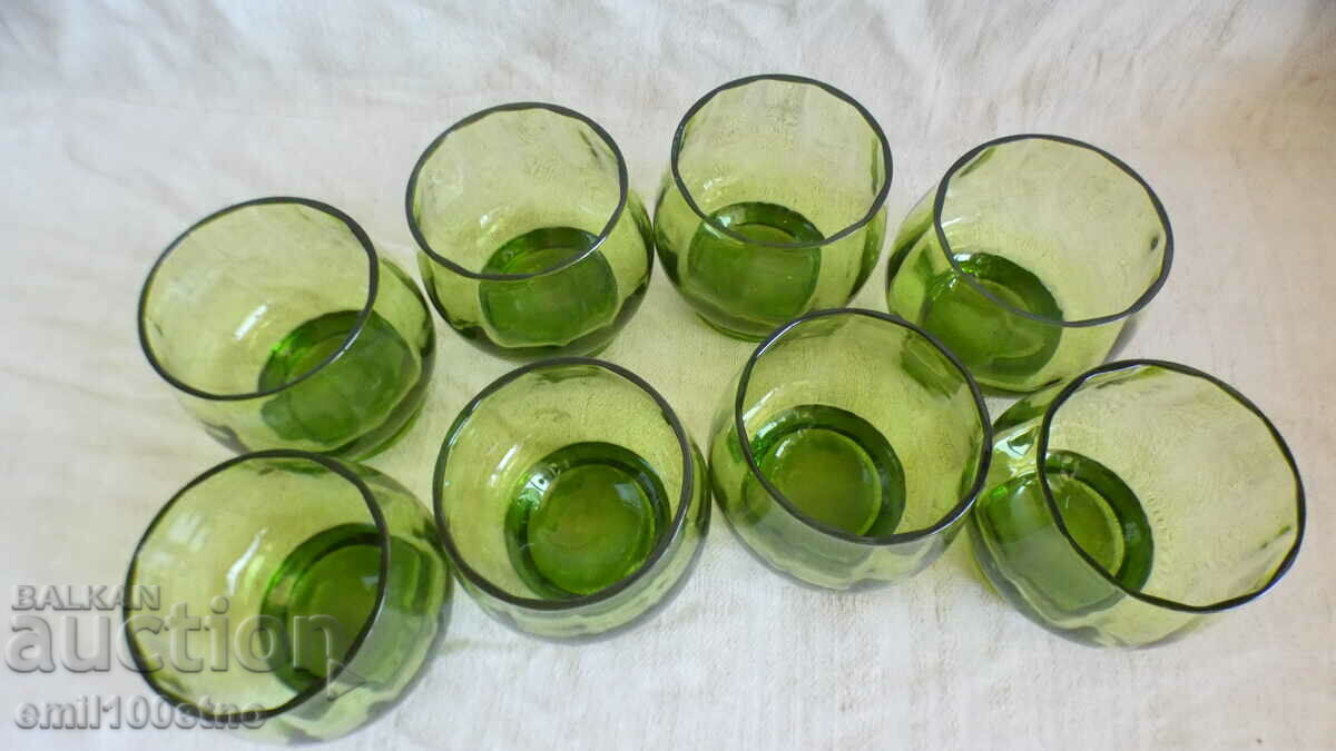 Δημοπρασία Σετ σέρβις απεριτίφ 8 ποτήρια πράσινο ποτήρι Δημοπρασία Σετ σέρβις απεριτίφ 8 ποτήρια πράσινο ποτήρι