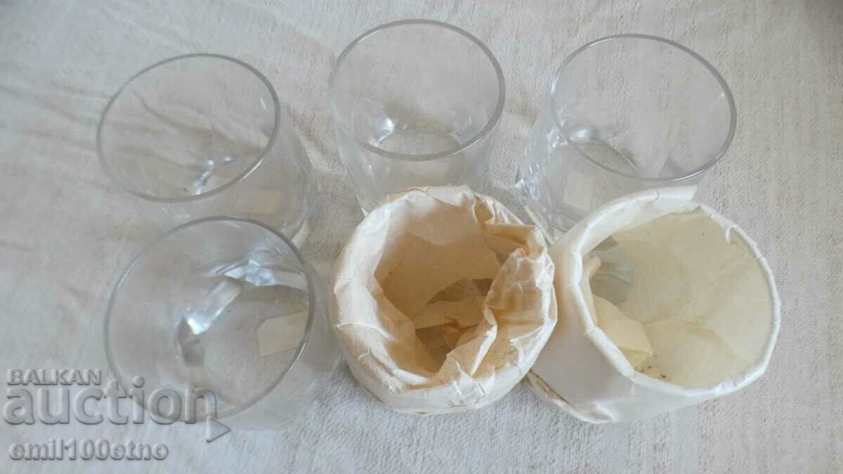 Delivery of Aperitif service set 6 glasses Delivery of Aperitif service set 6 glasses