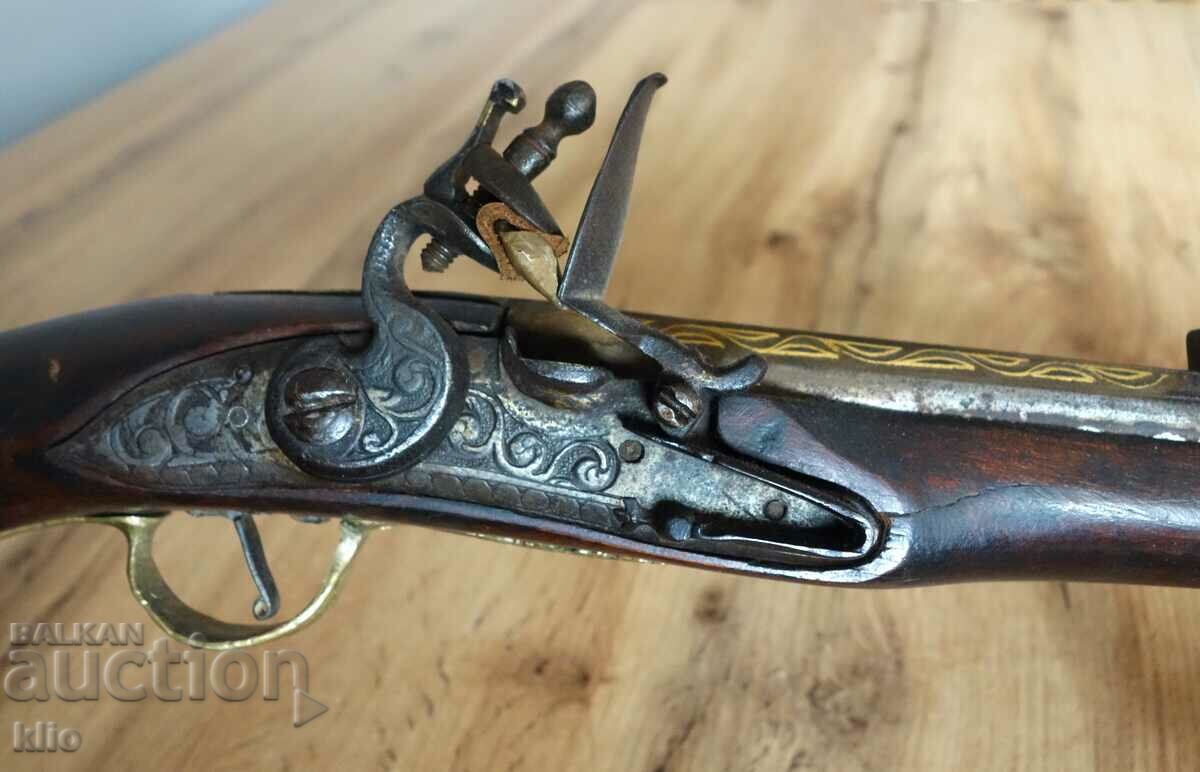 Flintlock rifle "chibukliyaka" buffalo butt inlays