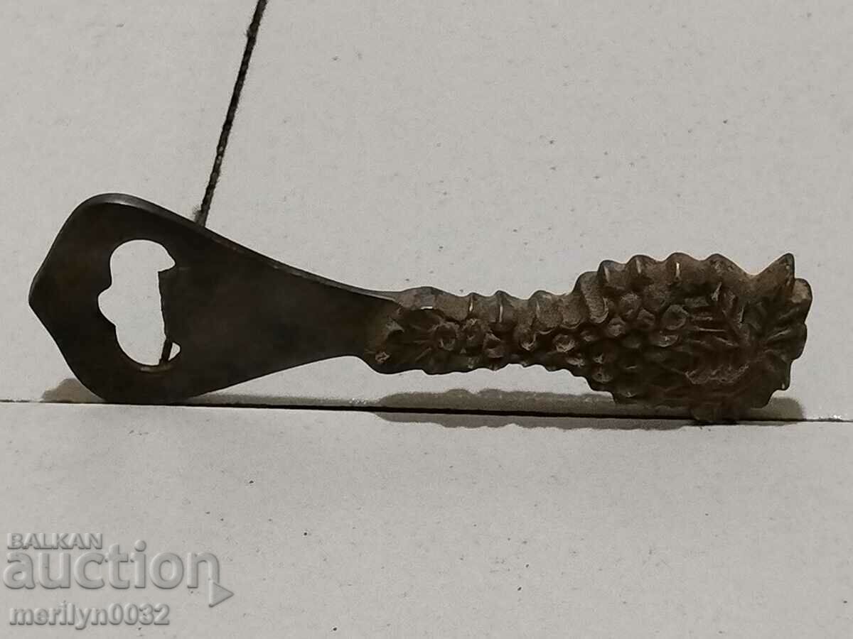 Auction An old opener from the social period of the 1960s NRB Auction An old opener from the social period of the 1960s NRB